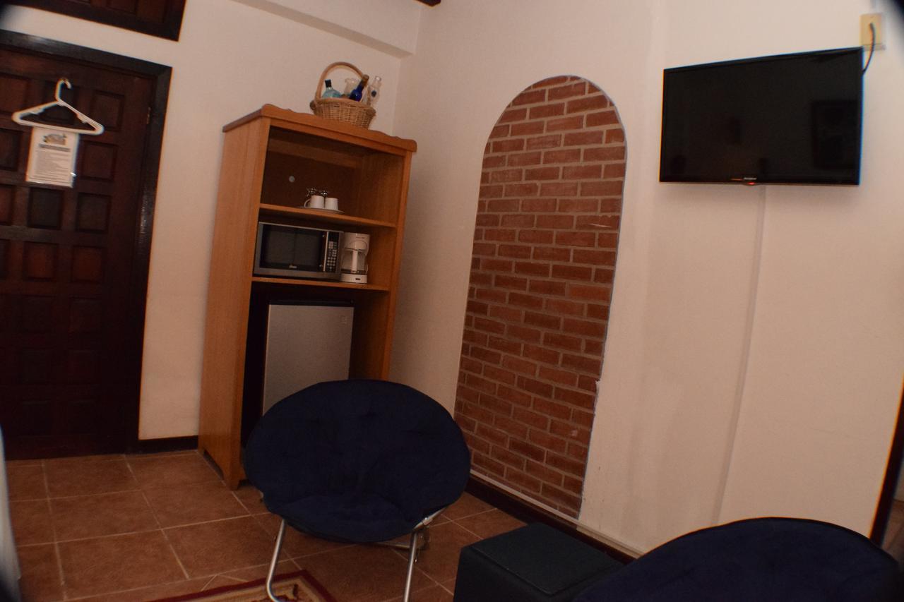 Martha'S Guesthouse San Ignacio Pokój zdjęcie