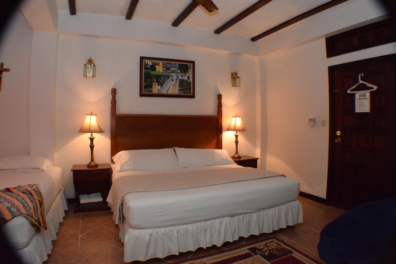 Martha'S Guesthouse San Ignacio Pokój zdjęcie